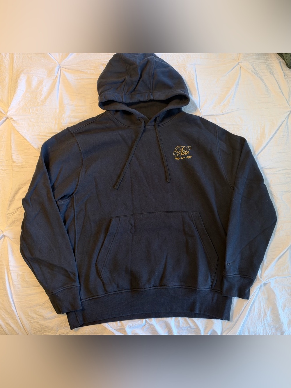 Nike Black Fleece Pullover Hoodie Men's Size L Embroidered Logo Pockets
